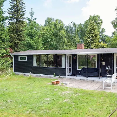 Charming Retreat In Rørvig